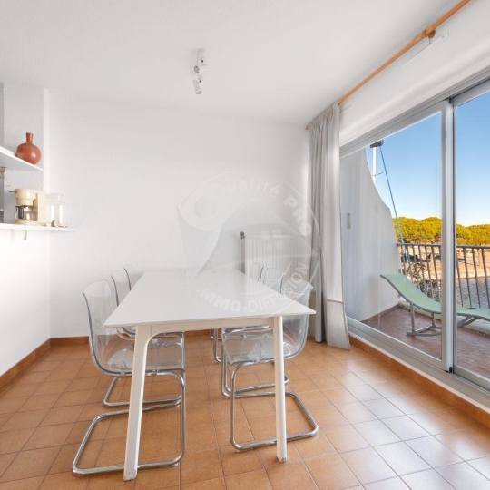  API AGENCE : Appartement | LE GRAU-DU-ROI (30240) | 45 m2 | 374 € 
