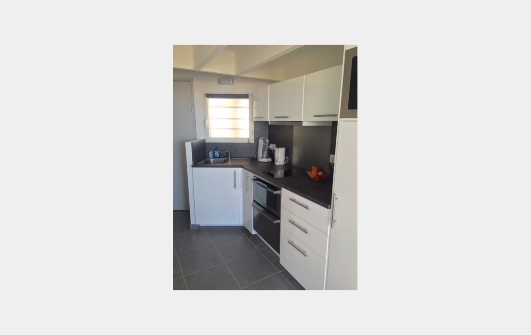 API AGENCE : Appartement | LE GRAU-DU-ROI (30240) | 42 m2 | 360 € 