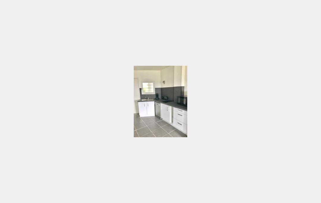 API AGENCE : Appartement | LE GRAU-DU-ROI (30240) | 32 m2 | 290 € 