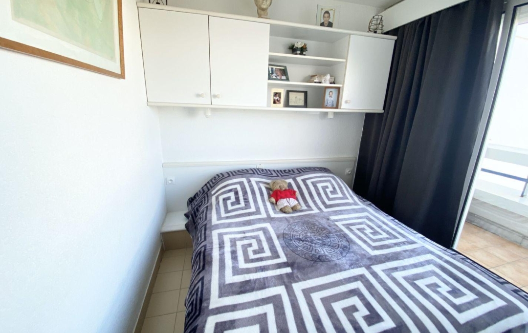 API AGENCE : Apartment | LE GRAU-DU-ROI (30240) | 30 m2 | 720 € 