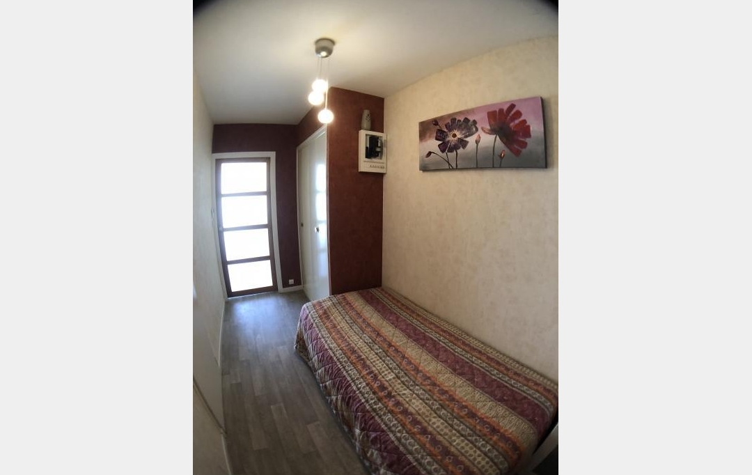 API AGENCE : Appartement | LE GRAU-DU-ROI (30240) | 31 m2 | 330 € 