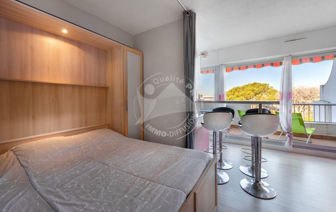 API AGENCE : Appartement | LE GRAU-DU-ROI (30240) | 25 m2 | 267 € 