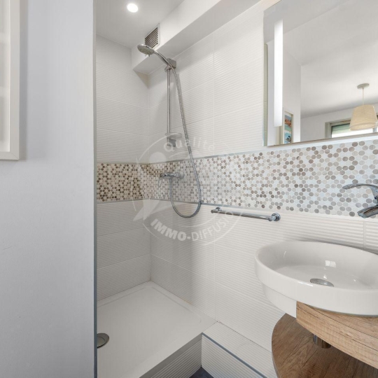  API AGENCE : Apartment | LE GRAU-DU-ROI (30240) | 33 m2 | 374 € 