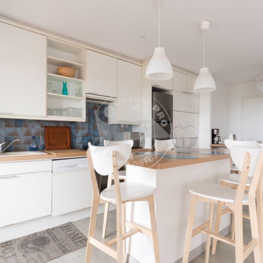  API AGENCE : Apartment | LE GRAU-DU-ROI (30240) | 70 m2 | 613 € 