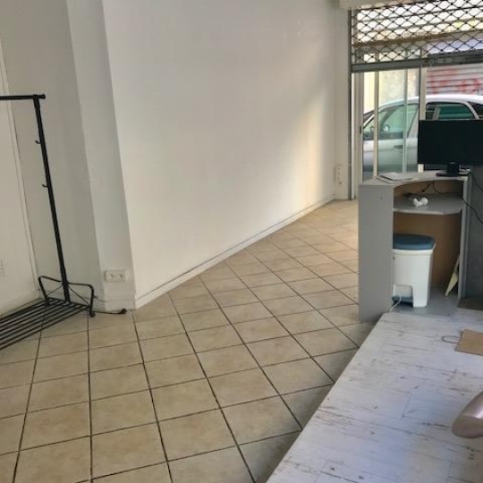  API AGENCE : Commercial | LE GRAU-DU-ROI (30240) | 35 m2 | 900 € 