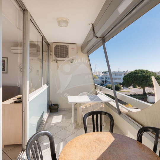  API AGENCE : Appartement | LE GRAU-DU-ROI (30240) | 30 m2 | 360 € 