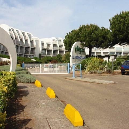  API AGENCE : Apartment | LE GRAU-DU-ROI (30240) | 62 m2 | 513 € 