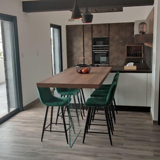  API AGENCE : Appartement | LE GRAU-DU-ROI (30240) | 72 m2 | 570 € 