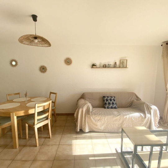  API AGENCE : Apartment | LE GRAU-DU-ROI (30240) | 36 m2 | 320 € 