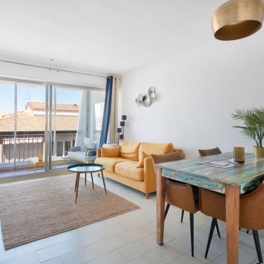  API AGENCE : Apartment | LE GRAU-DU-ROI (30240) | 40 m2 | 420 € 