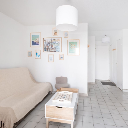  API AGENCE : Apartment | LE GRAU-DU-ROI (30240) | 30 m2 | 350 € 