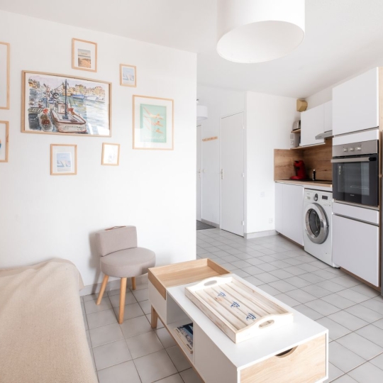 API AGENCE : Apartment | LE GRAU-DU-ROI (30240) | 30 m2 | 350 € 
