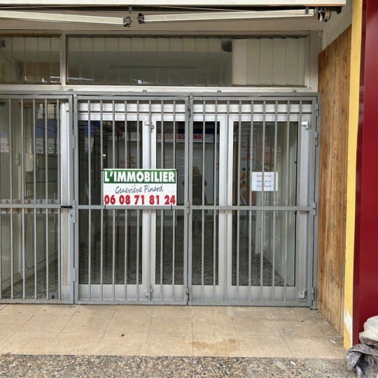  API AGENCE : Local / Bureau | LE GRAU-DU-ROI (30240) | 25 m2 | 720 € 
