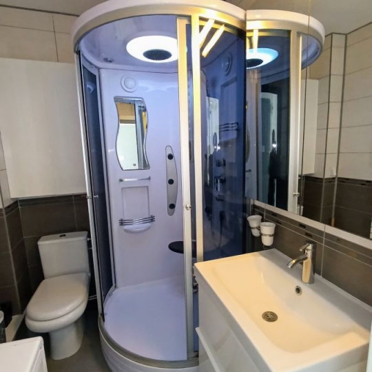  API AGENCE : Apartment | LE GRAU-DU-ROI (30240) | 30 m2 | 450 € 