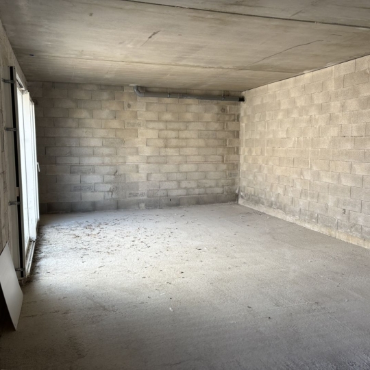  API AGENCE : Local / Bureau | LE GRAU-DU-ROI (30240) | 41 m2 | 750 € 