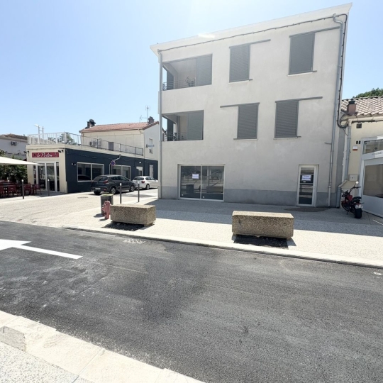  API AGENCE : Local / Bureau | LE GRAU-DU-ROI (30240) | 41 m2 | 750 € 