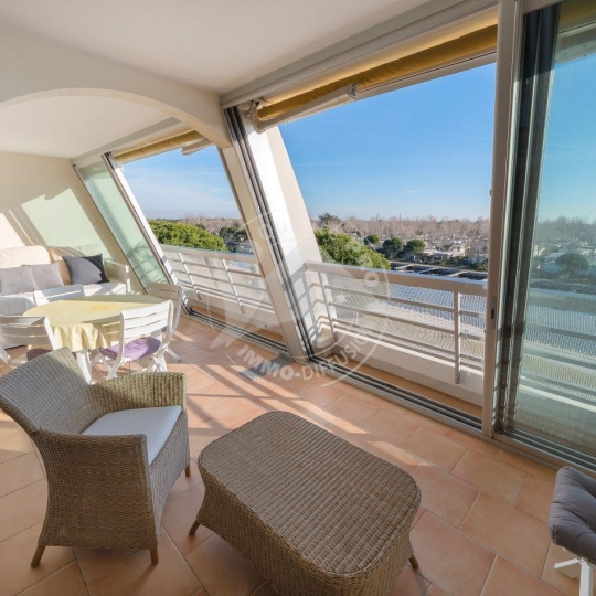  API AGENCE : Apartment | LE GRAU-DU-ROI (30240) | 31 m2 | 339 € 