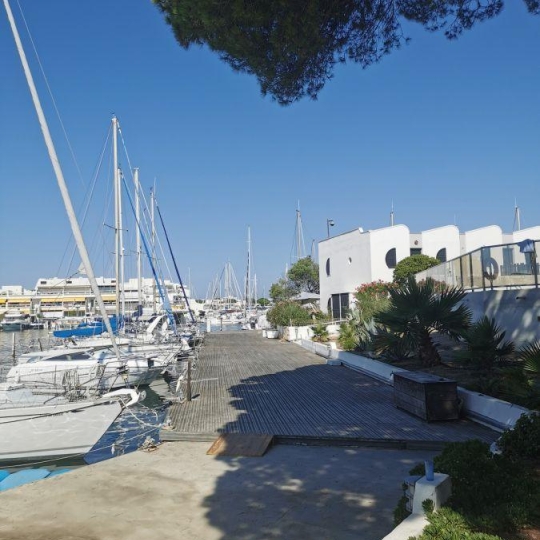 API AGENCE : Maison / Villa | LE GRAU-DU-ROI (30240) | 36.00m2 | 308 000 € API AGENCE : Maison / Villa | LE GRAU-DU-ROI (30240) | 36.00m2 | 308 000 €