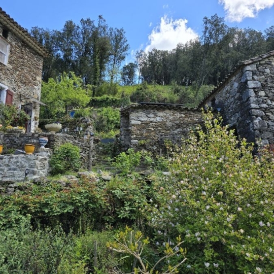  API AGENCE : Domain / Estate | L'ESTRECHURE (30124) | 321 m2 | 572 000 € 