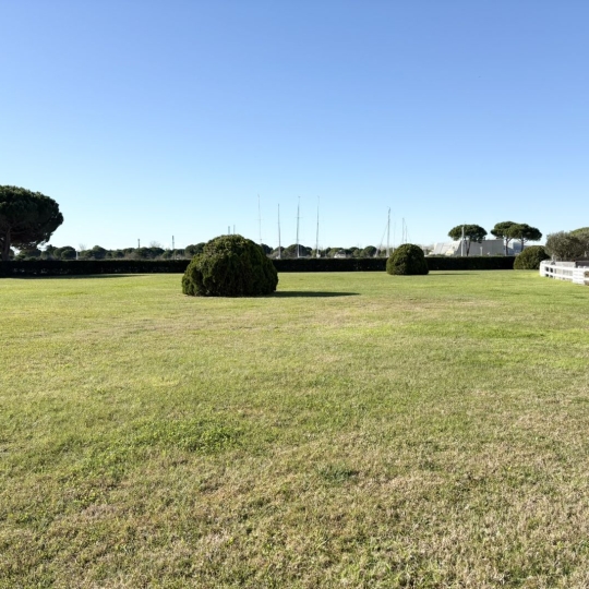  API AGENCE : Appartement | LE GRAU-DU-ROI (30240) | 37 m2 | 293 440 € 