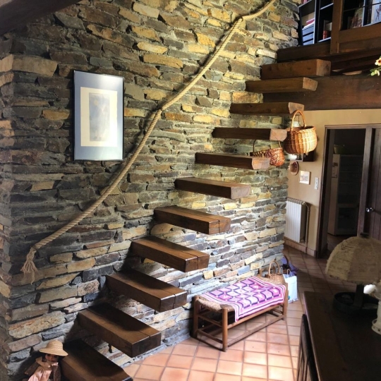  API AGENCE : House | SAINTE-CROIX-VALLEE-FRANCAISE (48110) | 275 m2 | 550 000 € 
