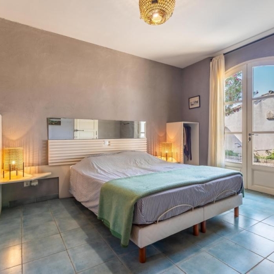  API AGENCE : Maison / Villa | AIGUES-MORTES (30220) | 185 m2 | 895 260 € 