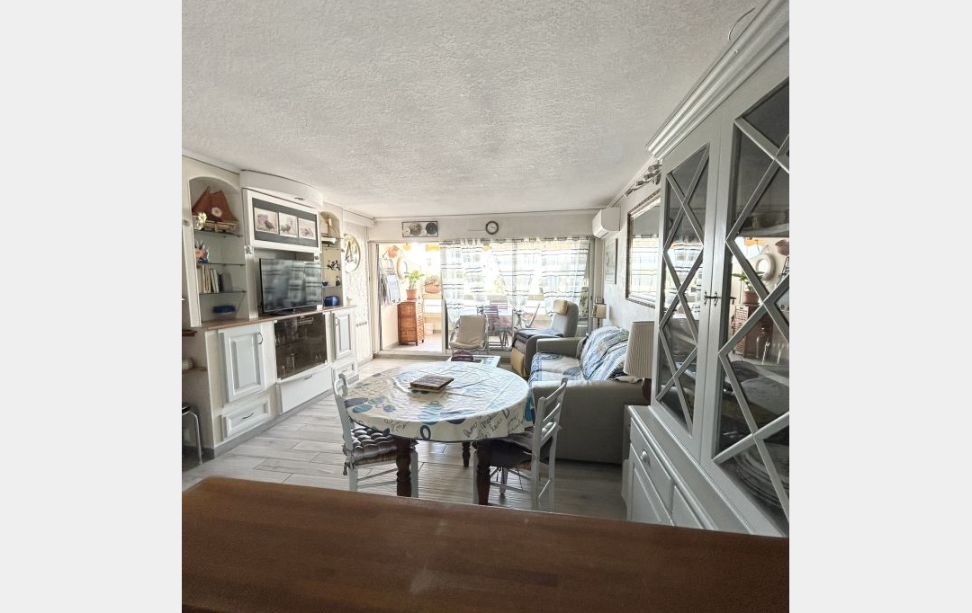 API AGENCE : Appartement | LE GRAU-DU-ROI (30240) | 45 m2 | 580 € 