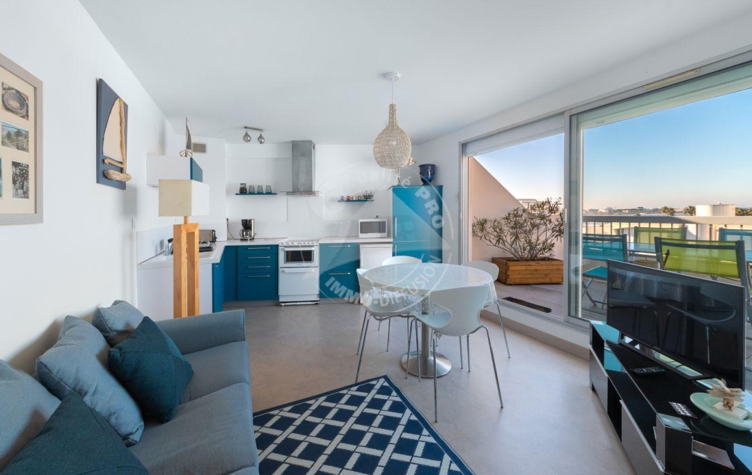 API AGENCE : Apartment | LE GRAU-DU-ROI (30240) | 33 m2 | 374 € 