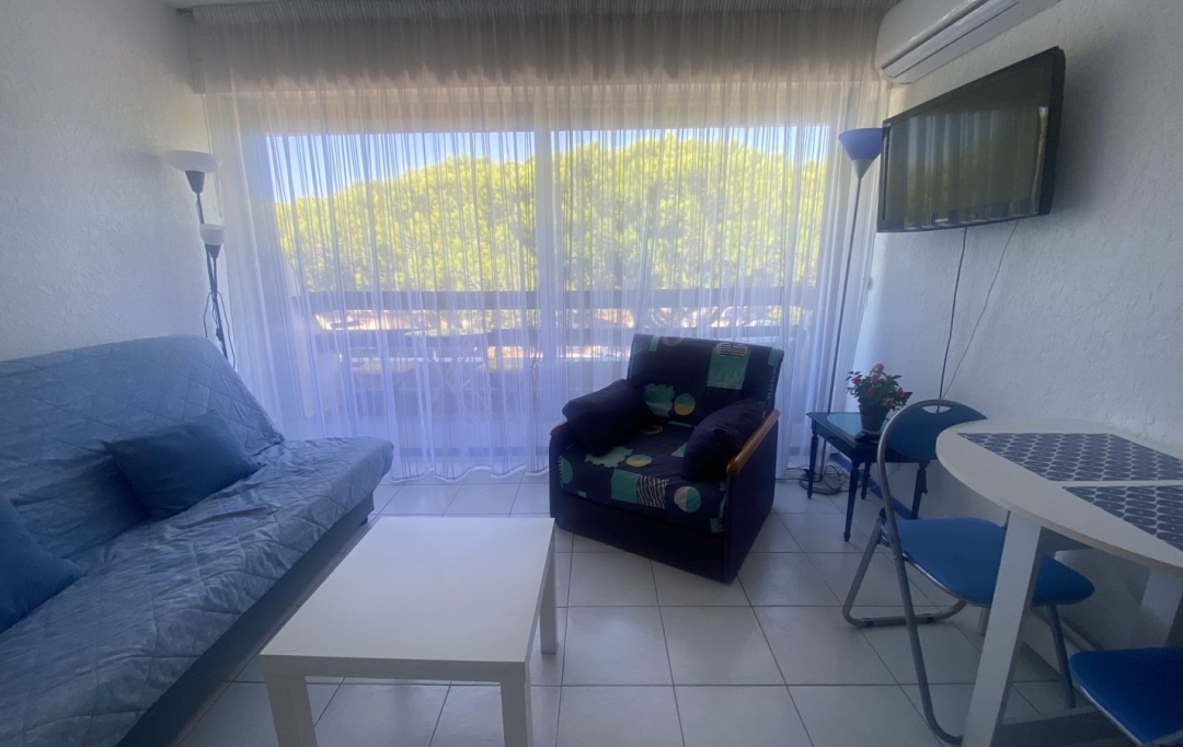 API AGENCE : Appartement | LE GRAU-DU-ROI (30240) | 18 m2 | 270 € 