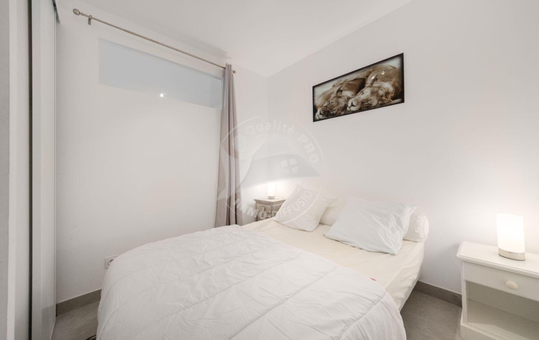 API AGENCE : Apartment | LE GRAU-DU-ROI (30240) | 32 m2 | 413 € 
