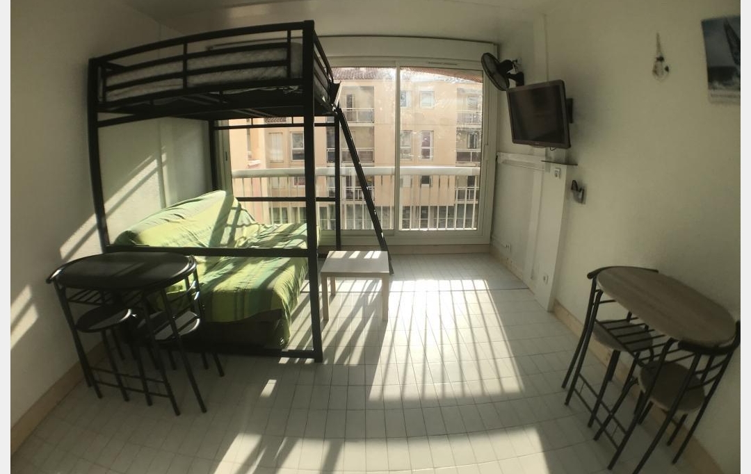API AGENCE : Appartement | LE GRAU-DU-ROI (30240) | 22 m2 | 200 € 