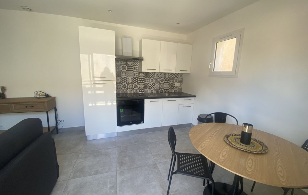 API AGENCE : Apartment | LE GRAU-DU-ROI (30240) | 39 m2 | 850 € 