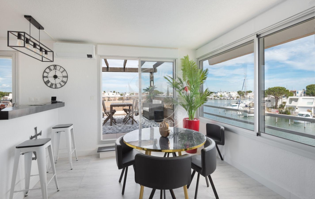 API AGENCE : Appartement | LE GRAU-DU-ROI (30240) | 48 m2 | 1 000 € 