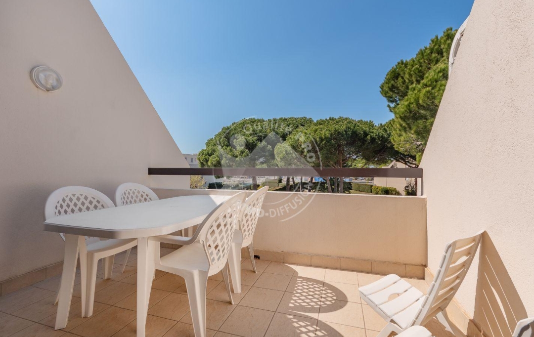 API AGENCE : Apartment | LE GRAU-DU-ROI (30240) | 29 m2 | 540 € 