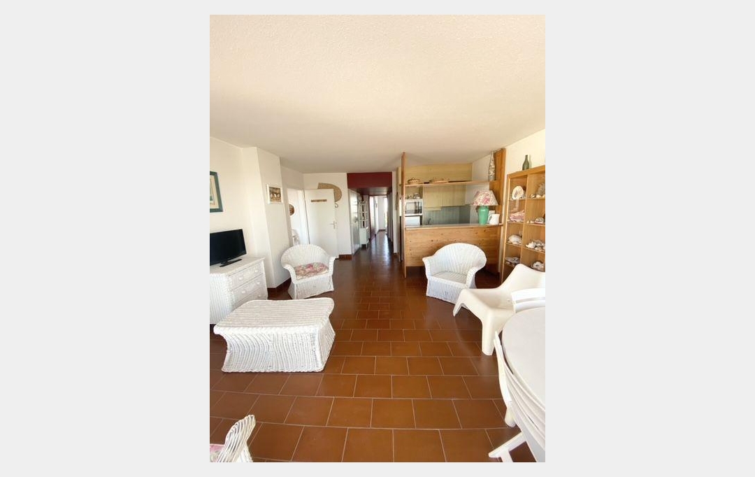 API AGENCE : Apartment | LE GRAU-DU-ROI (30240) | 62 m2 | 513 € 