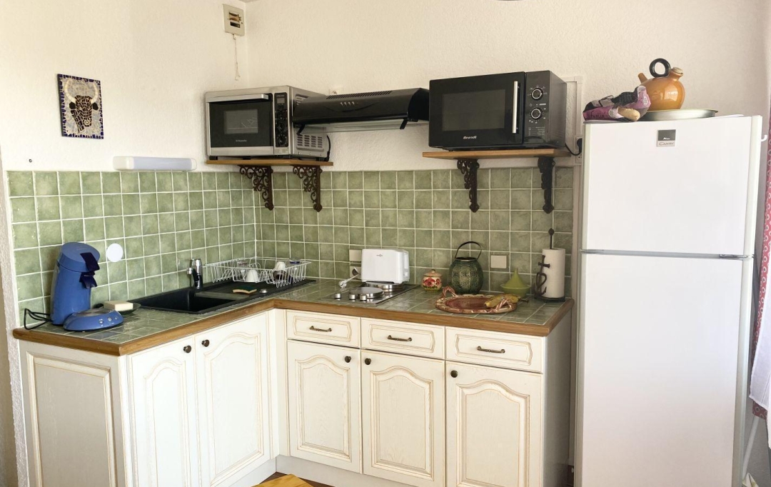 API AGENCE : Apartment | LE GRAU-DU-ROI (30240) | 24 m2 | 550 € 
