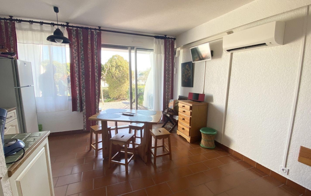 API AGENCE : Apartment | LE GRAU-DU-ROI (30240) | 24 m2 | 550 € 