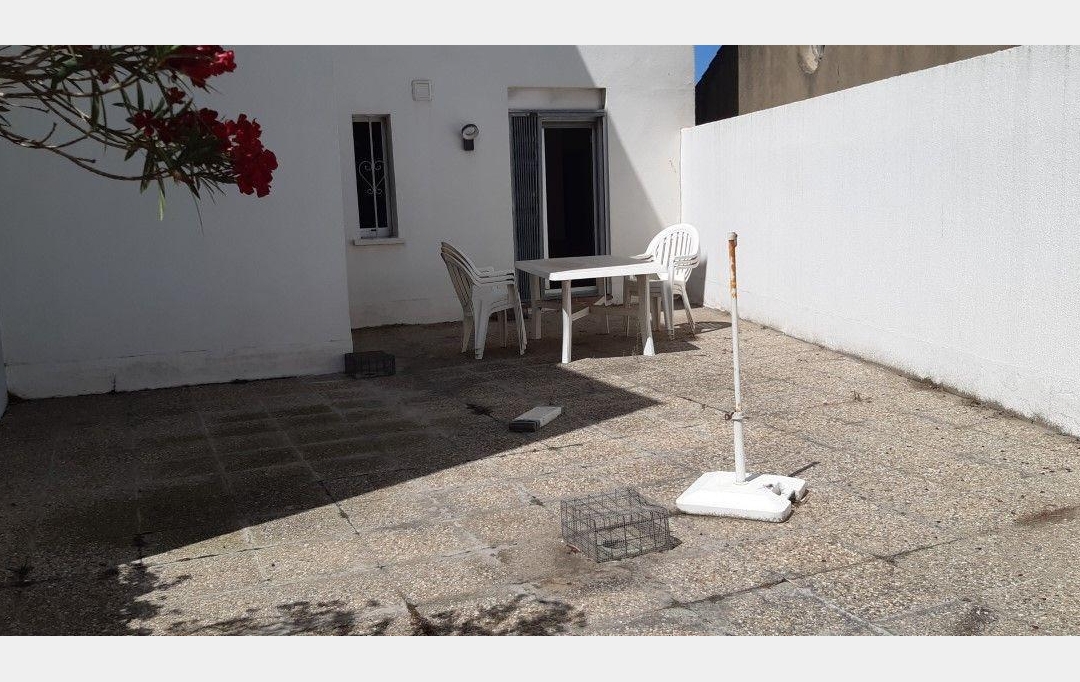 API AGENCE : Apartment | LE GRAU-DU-ROI (30240) | 70 m2 | 420 € 