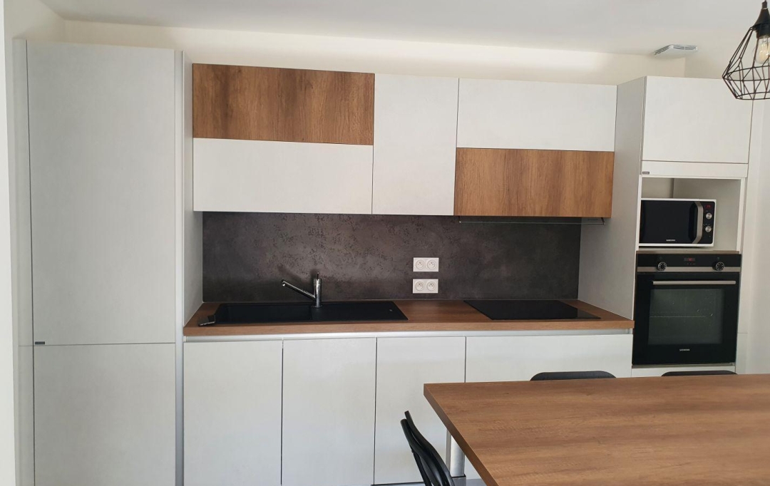 API AGENCE : Appartement | LE GRAU-DU-ROI (30240) | 52 m2 | 420 € 