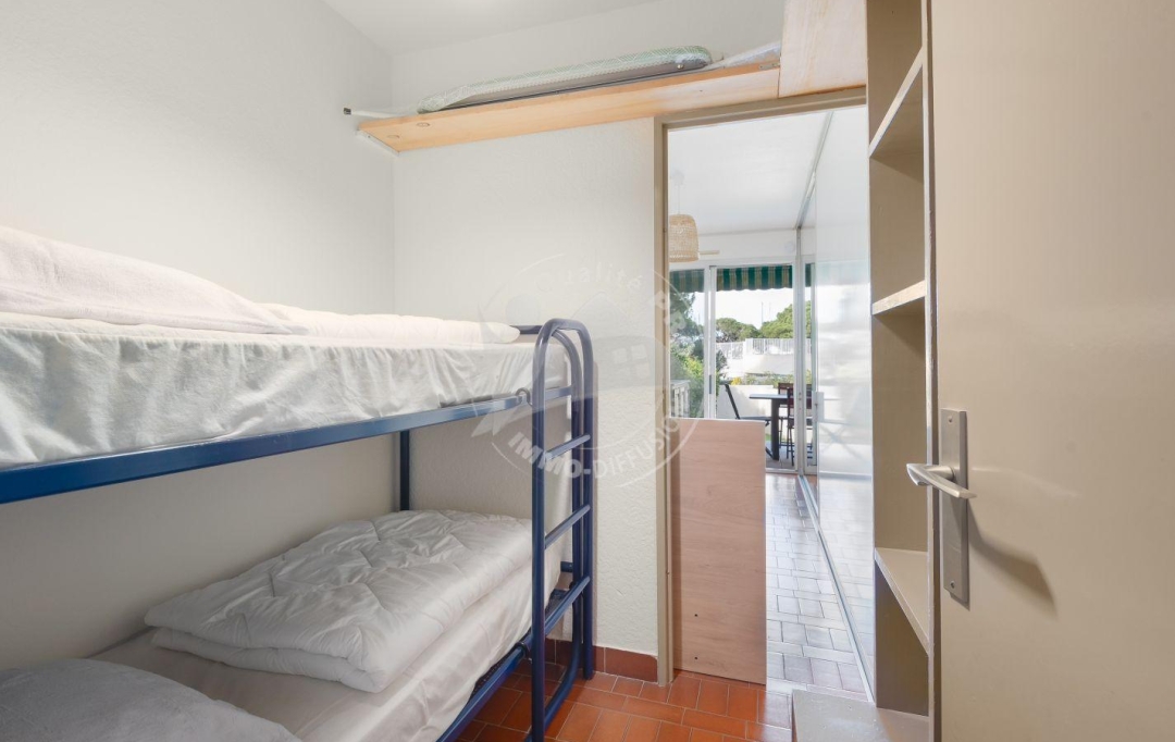 API AGENCE : Apartment | LE GRAU-DU-ROI (30240) | 41 m2 | 340 € 