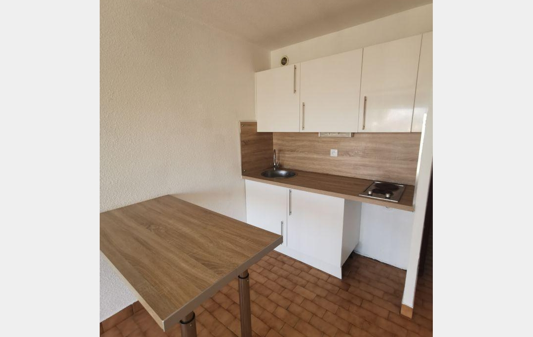 API AGENCE : Appartement | LE GRAU-DU-ROI (30240) | 28 m2 | 590 € 