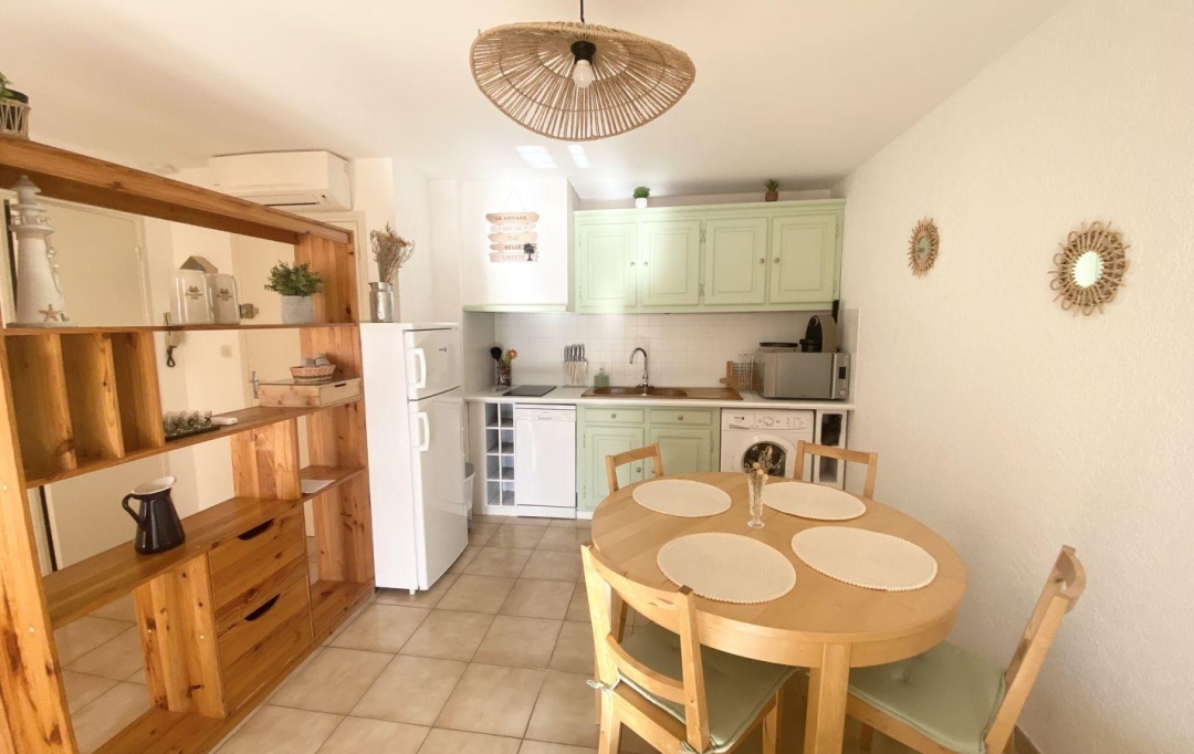 API AGENCE : Apartment | LE GRAU-DU-ROI (30240) | 36 m2 | 320 € 