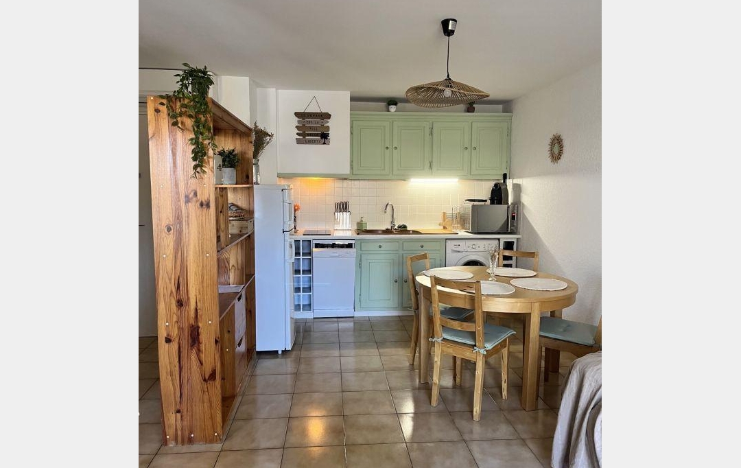 API AGENCE : Apartment | LE GRAU-DU-ROI (30240) | 36 m2 | 320 € 