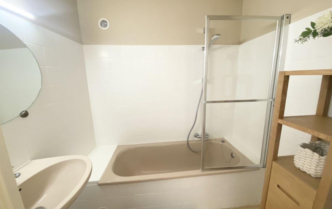 API AGENCE : Apartment | LE GRAU-DU-ROI (30240) | 36 m2 | 320 € 
