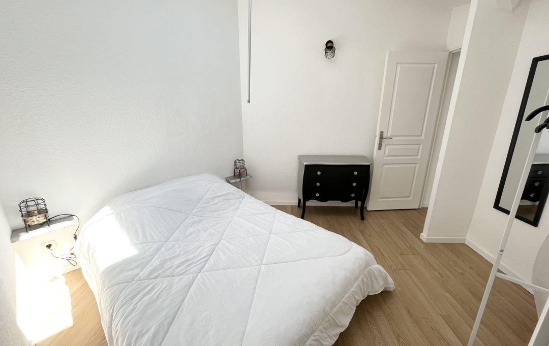 API AGENCE : Appartement | LE GRAU-DU-ROI (30240) | 54 m2 | 320 € 