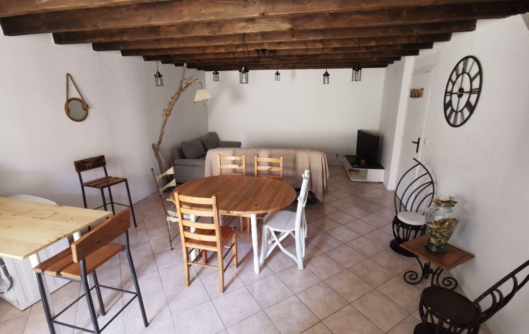 API AGENCE : Appartement | LE GRAU-DU-ROI (30240) | 54 m2 | 320 € 