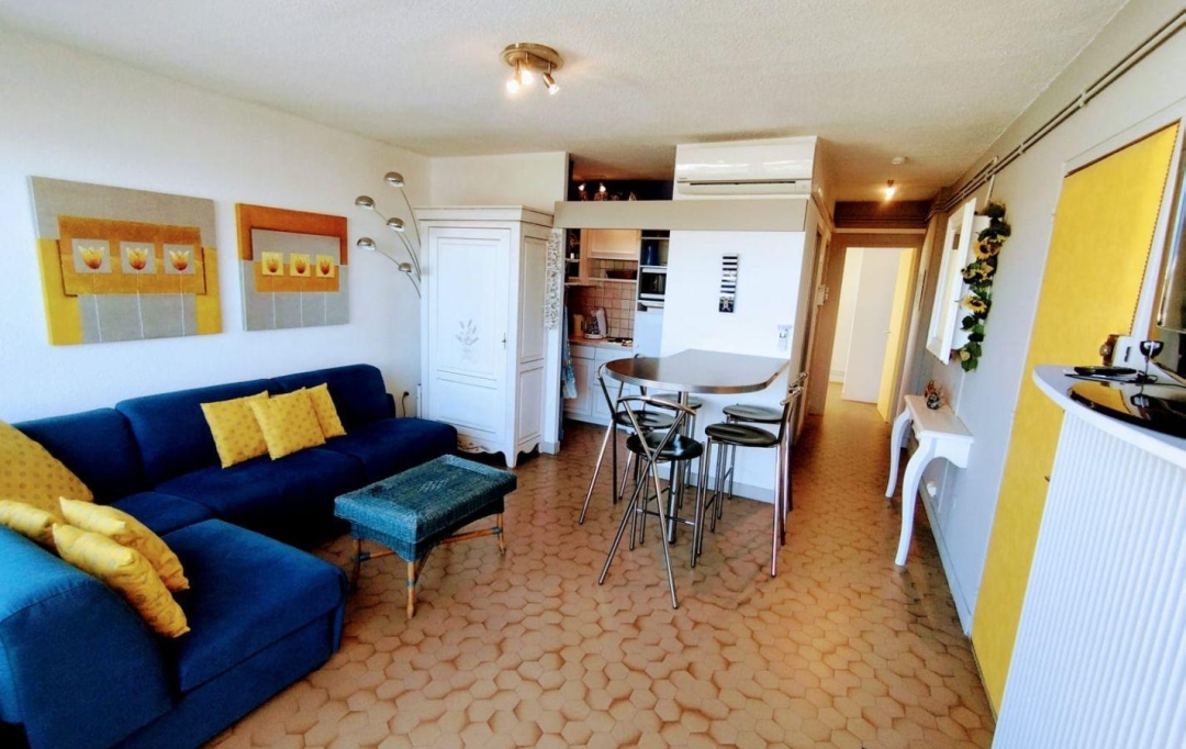 API AGENCE : Apartment | LE GRAU-DU-ROI (30240) | 37 m2 | 830 € 