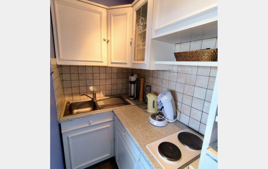 API AGENCE : Apartment | LE GRAU-DU-ROI (30240) | 37 m2 | 830 € 