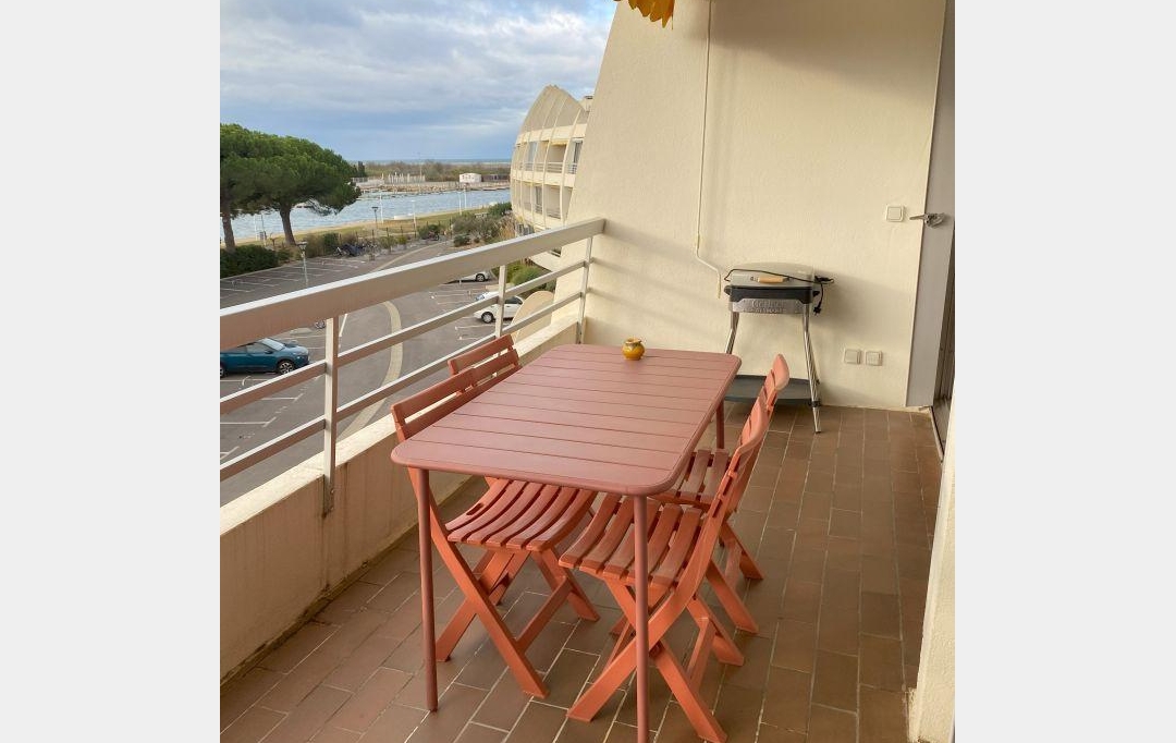 API AGENCE : Apartment | LE GRAU-DU-ROI (30240) | 35 m2 | 450 € 