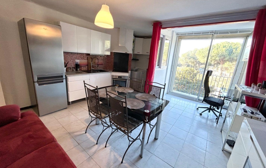 API AGENCE : Appartement | LA GRANDE-MOTTE (34280) | 40 m2 | 720 € 